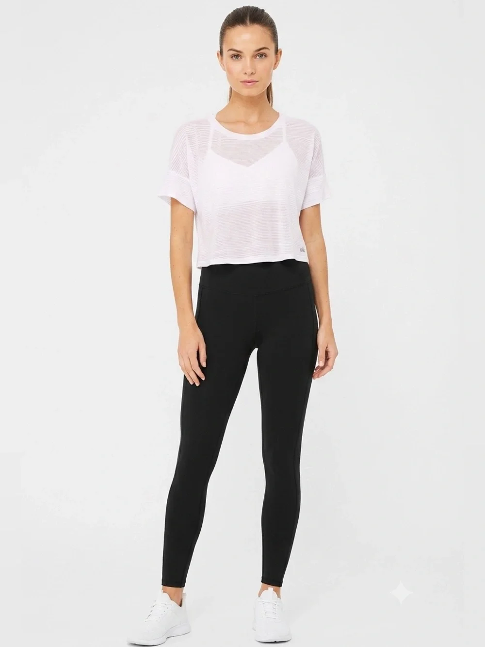 Alo Yoga In The City Short Sleeve Cropped Tee